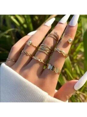 GOLD 3/$30 9pc Geometric Ring Set